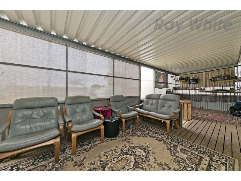 15 Acland Street, Blanchetown SA 5357