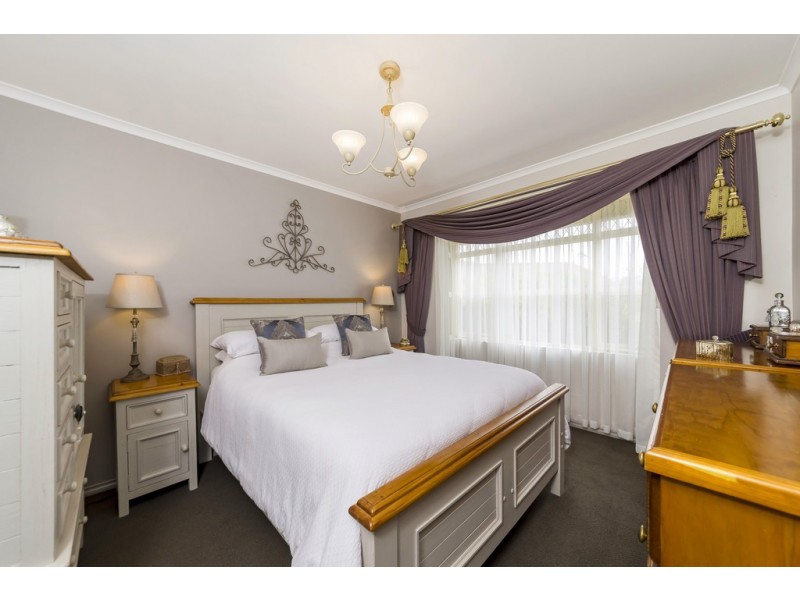 6 Charles Fry Court, Williamstown SA 5351
