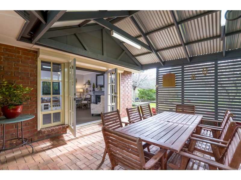 6 Charles Fry Court, Williamstown SA 5351