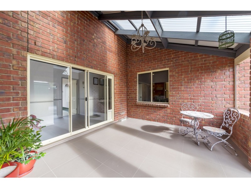 6 Charles Fry Court, Williamstown SA 5351