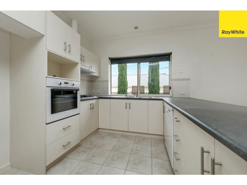 25 Thiele Crescent, Evanston Park SA 5116