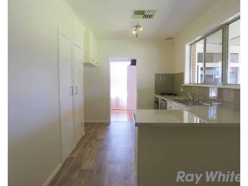 2 Milne Court, Evanston Park SA 5116