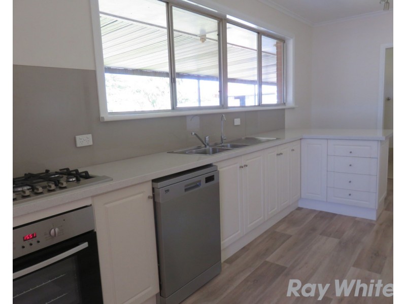 2 Milne Court, Evanston Park SA 5116