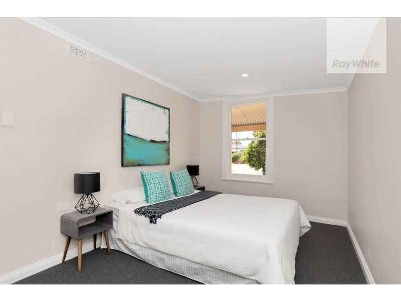 25 Fourth Street, Gawler South SA 5118