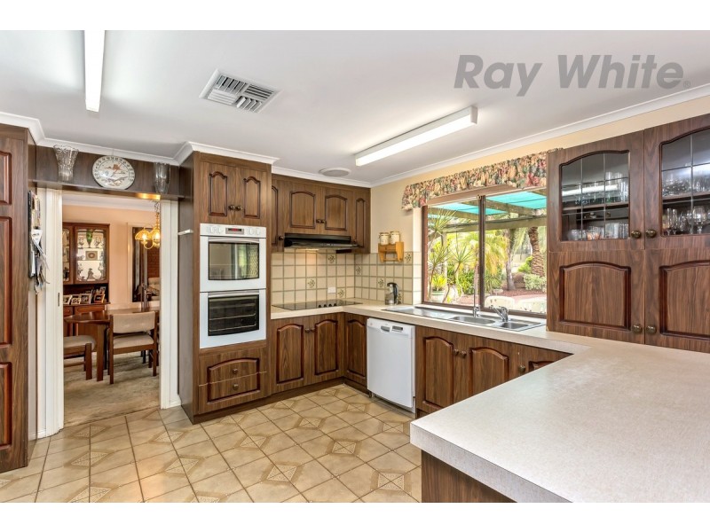 8 Cockshell Drive, Gawler East SA 5118