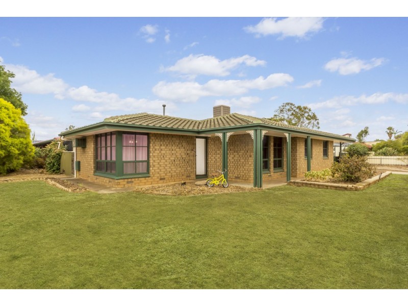 16 McDonnell Terrace, Evanston Gardens SA 5116