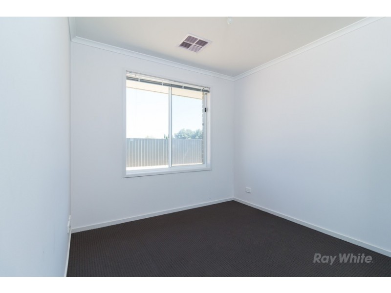 31 Huon Road, Angle Vale SA 5117