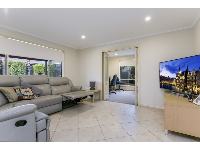 39 Whinnen Street, Evanston Park SA 5116