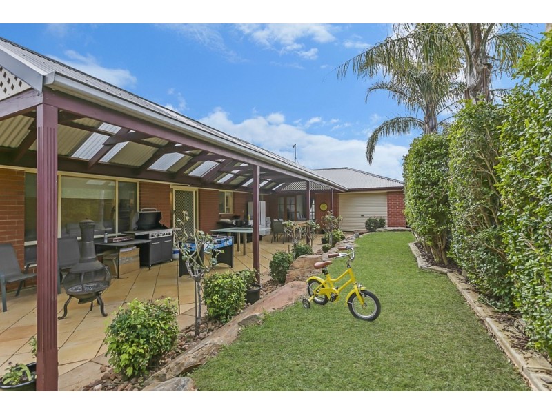 39 Whinnen Street, Evanston Park SA 5116