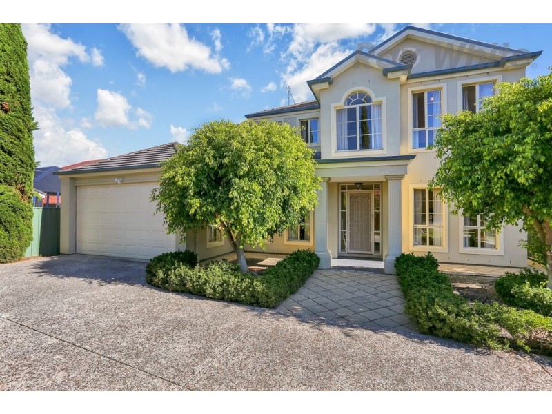 6 Oriole Walk, Mawson Lakes SA 5095