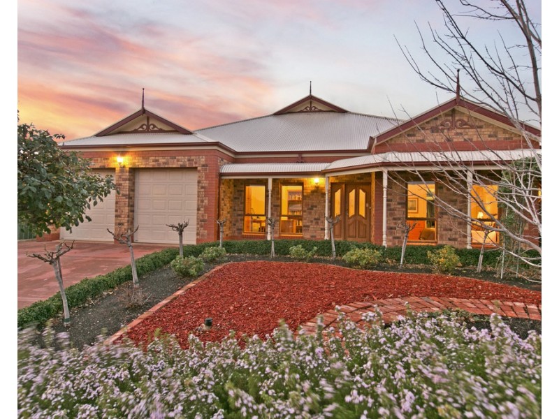 12 Selway Place, Evanston Park SA 5116