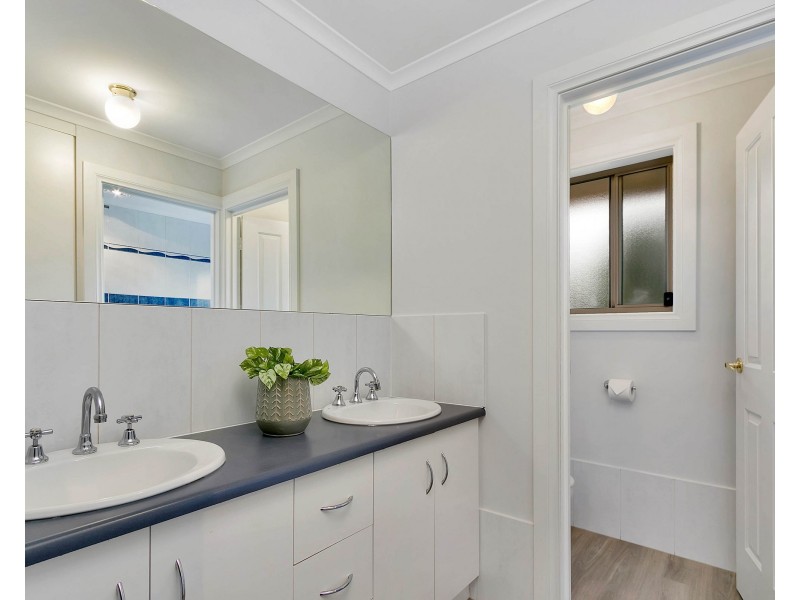 12 Selway Place, Evanston Park SA 5116