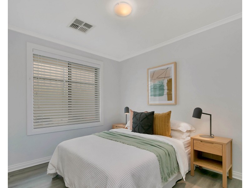 12 Selway Place, Evanston Park SA 5116