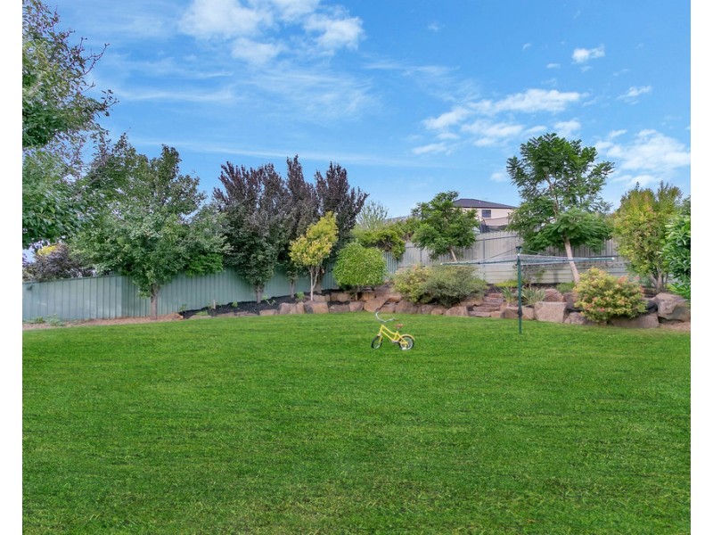 12 Selway Place, Evanston Park SA 5116