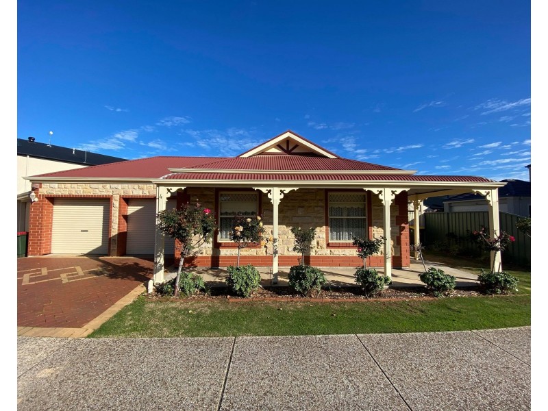 4 Oriole Walk, Mawson Lakes SA 5095