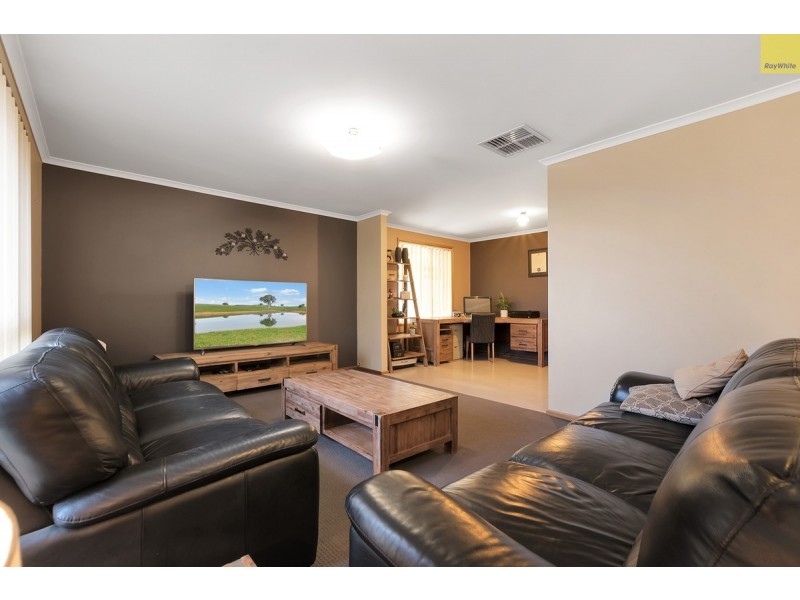 25 Toorak Drive, Blakeview SA 5114