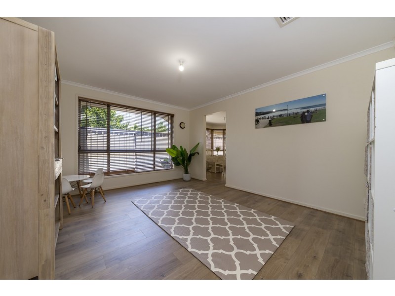 39 Mitchell Drive, Evanston Park SA 5116