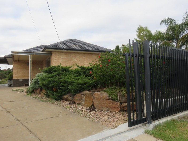 32 Billabong Street, Para Hills SA 5096