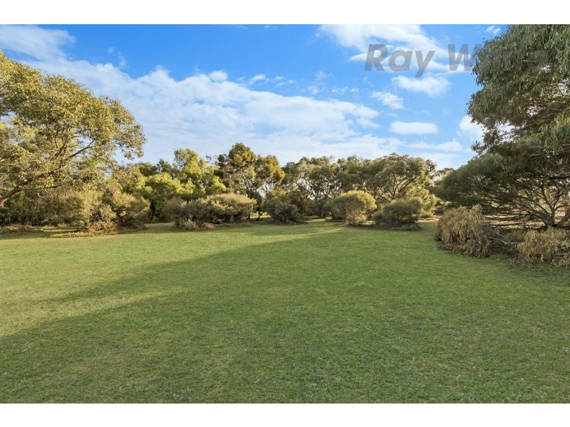 16 Beadell Street, Burton SA 5110