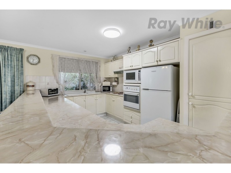 4 Edwards Street, Willaston SA 5118