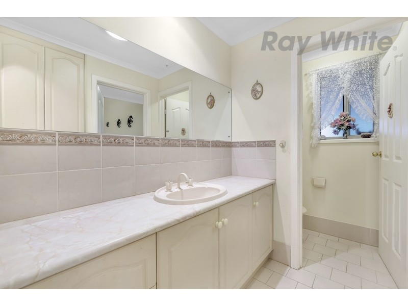 4 Edwards Street, Willaston SA 5118