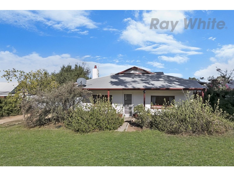 8 Makin Street, Hamley Bridge SA 5401