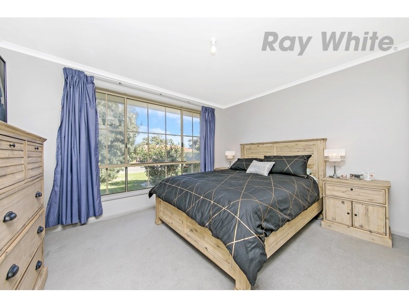 3 Robinson Road, Willaston SA 5118