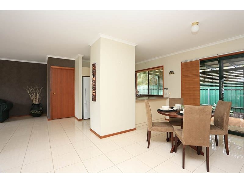 3/9a Barker Street, Willaston SA 5118