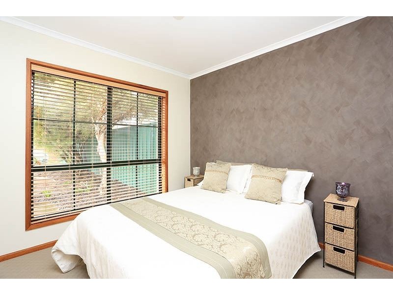 3/9a Barker Street, Willaston SA 5118