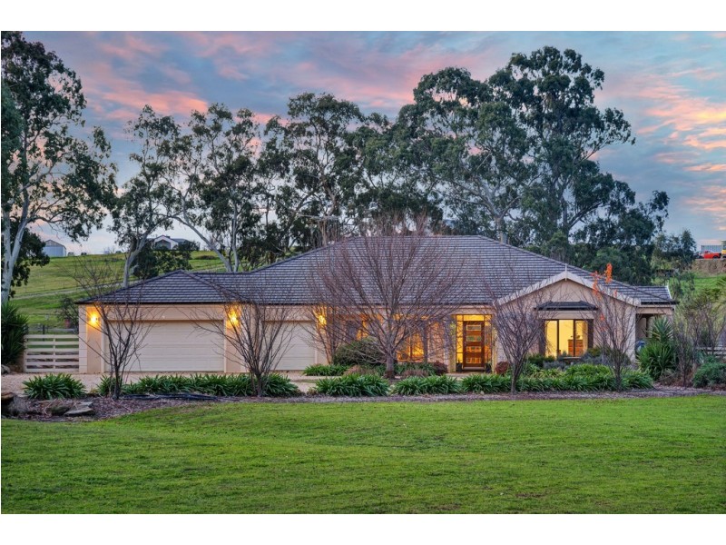 96 Lorke Road, Williamstown SA 5351