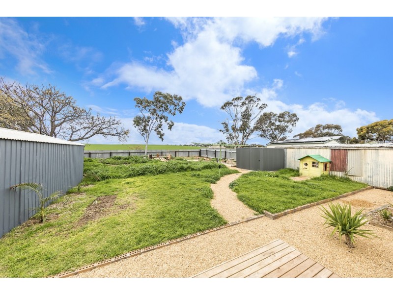 16 Baker Road, Hamley Bridge SA 5401