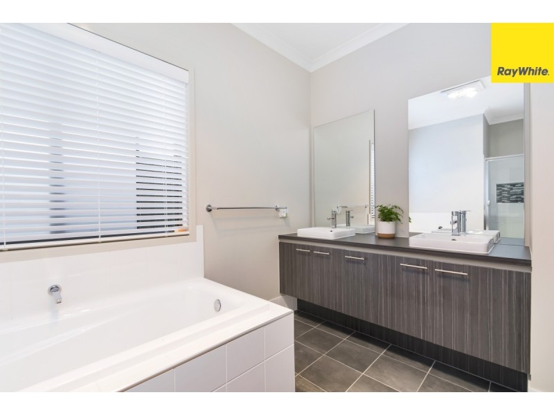 5 Braeview Circuit, Evanston SA 5116