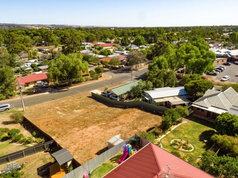 62 Paxton Street, Willaston SA 5118