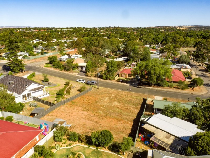 62 Paxton Street, Willaston SA 5118