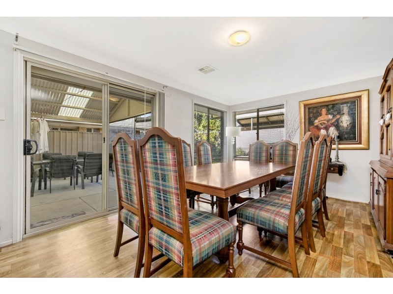 2 Challen Court, Evanston Park SA 5116