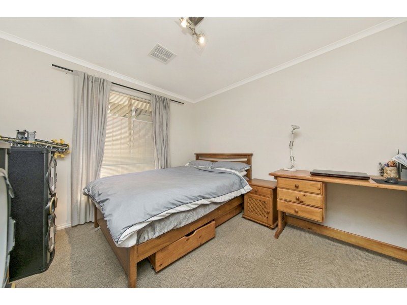 2 Challen Court, Evanston Park SA 5116