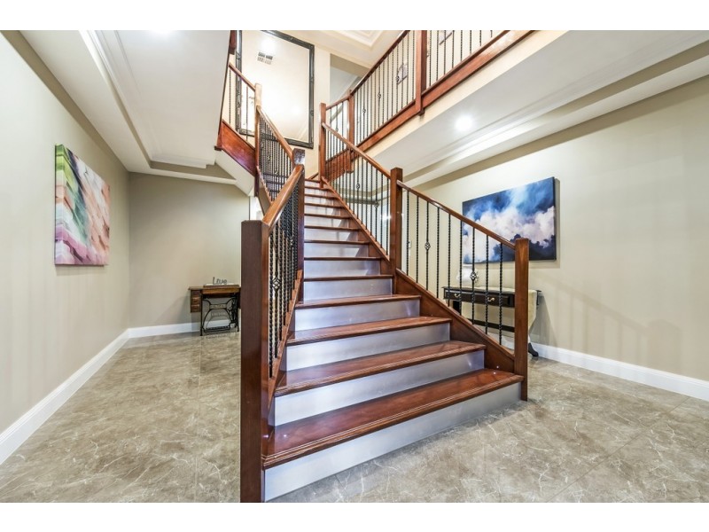 9 Keane Court, Evanston Park SA 5116