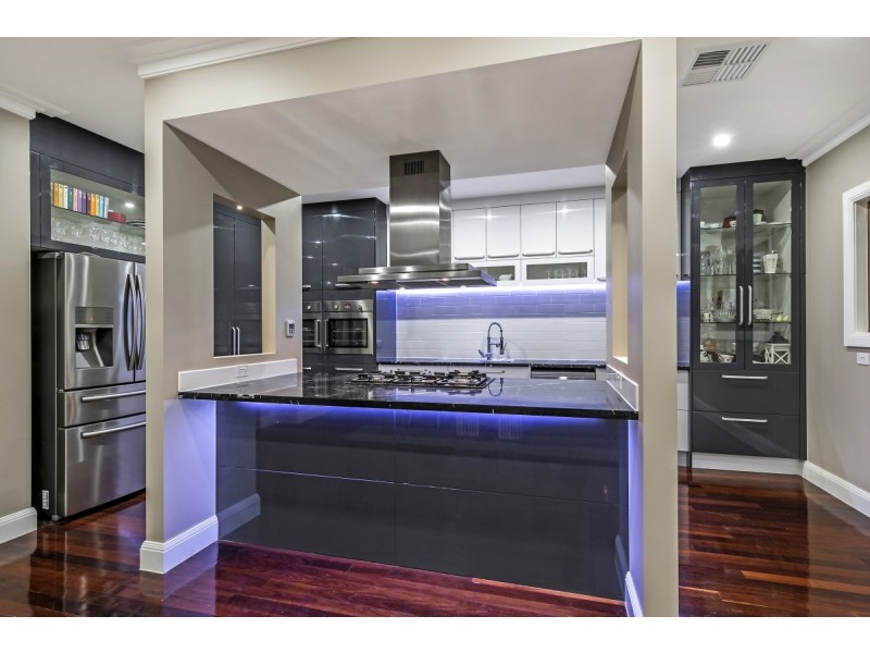 9 Keane Court, Evanston Park SA 5116