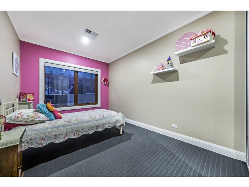 9 Keane Court, Evanston Park SA 5116