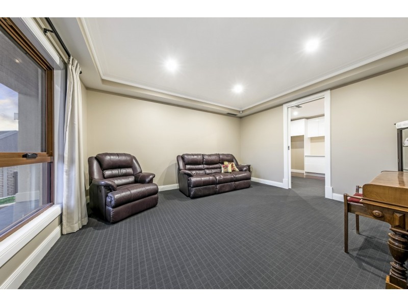 9 Keane Court, Evanston Park SA 5116