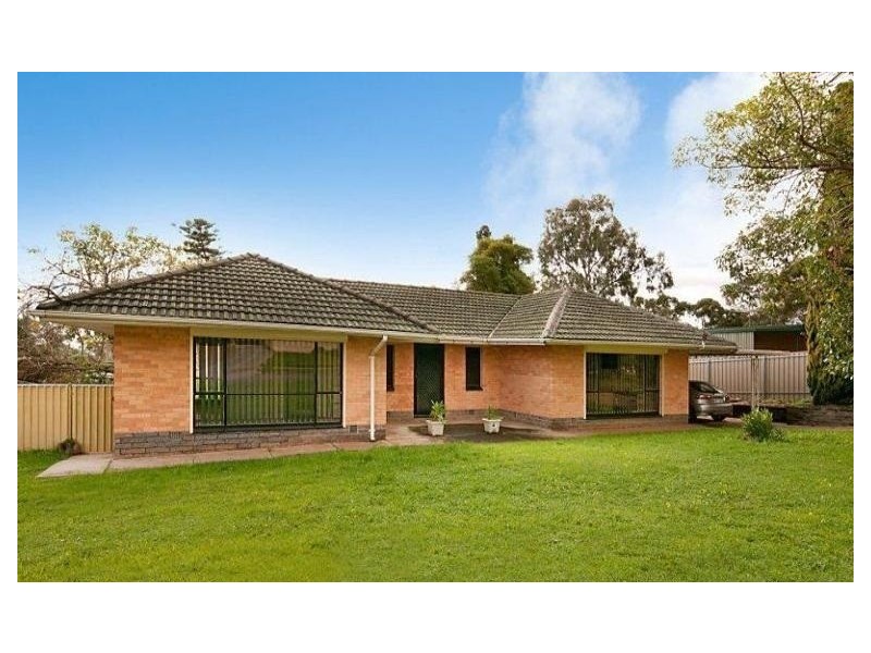 4 Allen Drive, Para Hills SA 5096