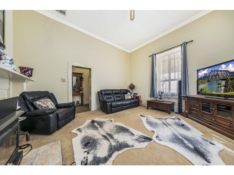 17 Pinkerton Road, Hamley Bridge SA 5401