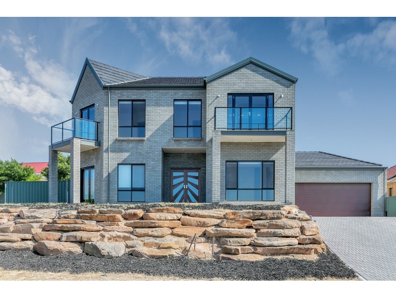 11 Falcon Drive, Hewett SA 5118