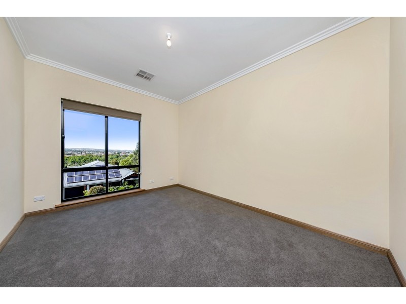 11 Falcon Drive, Hewett SA 5118