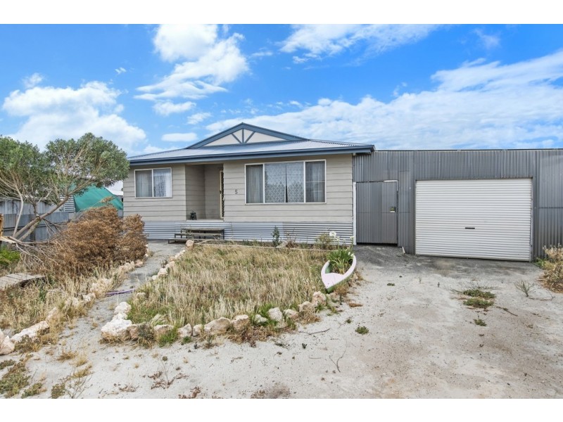 5 Prion Court, Thompson Beach SA 5501