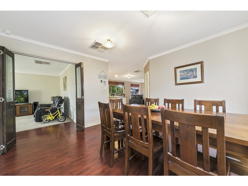 36 Rossiter Drive, Evanston Park SA 5116