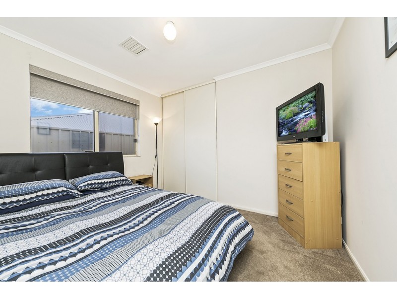 36 Rossiter Drive, Evanston Park SA 5116