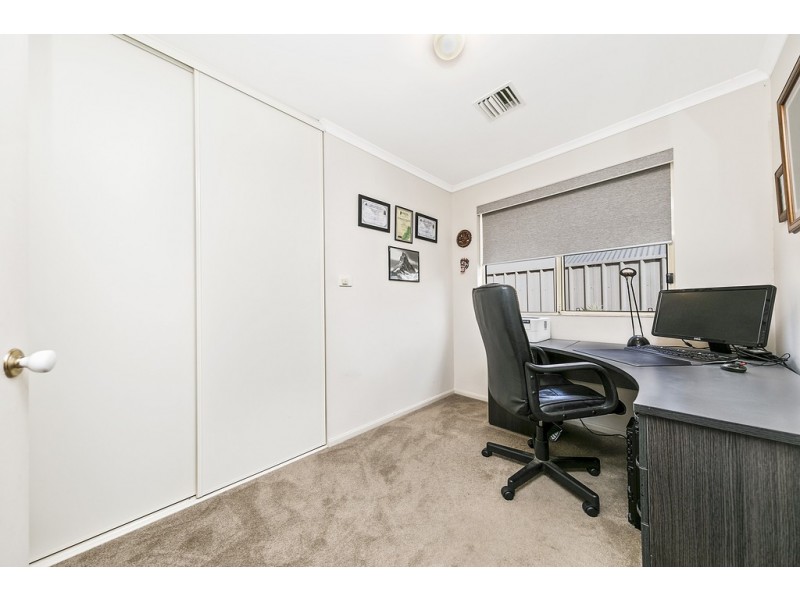 36 Rossiter Drive, Evanston Park SA 5116