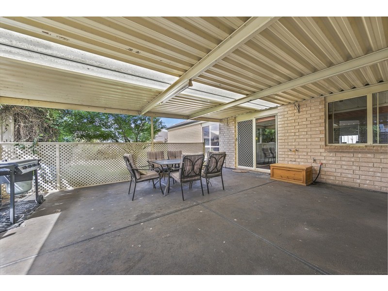 36 Rossiter Drive, Evanston Park SA 5116