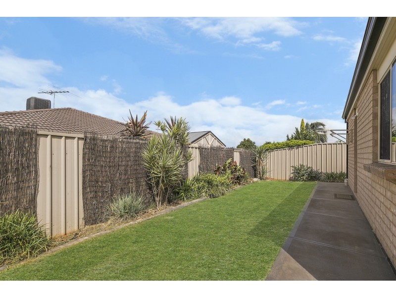 36 Rossiter Drive, Evanston Park SA 5116